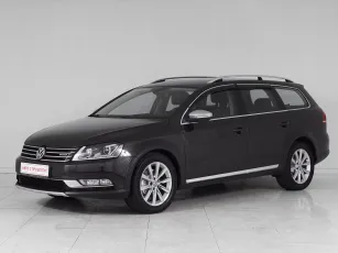 Volkswagen Passat,  B7