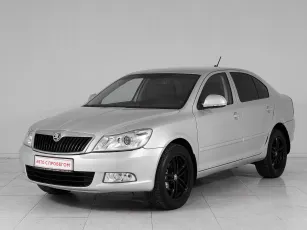 Skoda  1