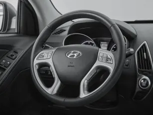 Hyundai  10