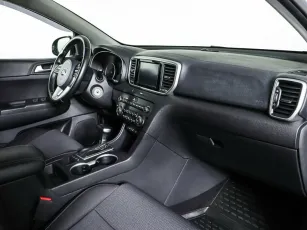 Kia  9