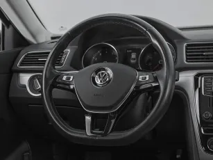 Volkswagen  13
