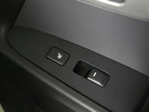 Kia  12