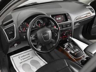 Audi  8