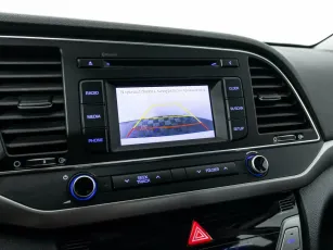 Hyundai  12