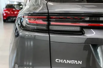 Changan  6