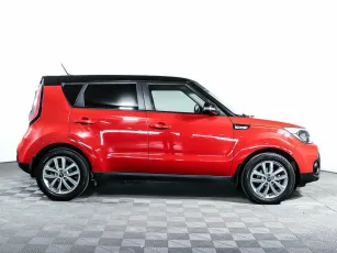 Kia  4