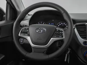 Hyundai  10