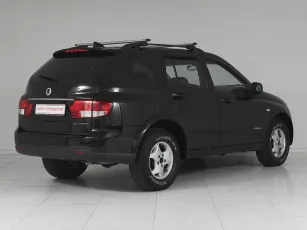 SsangYong  6