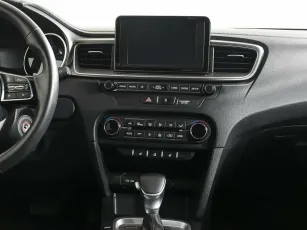 Kia  12
