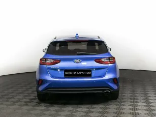 Kia  6