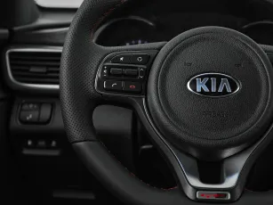 Kia  12