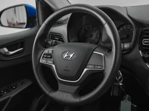 Hyundai  10