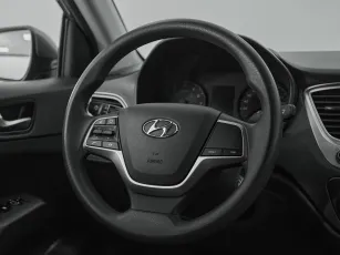 Hyundai  10