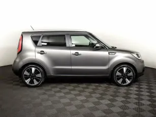 Kia  4