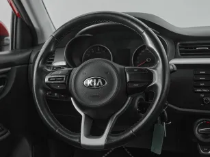 Kia  10