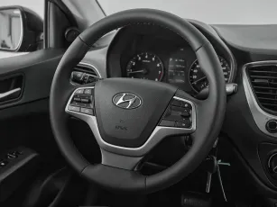Hyundai  10