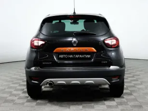 Renault  6