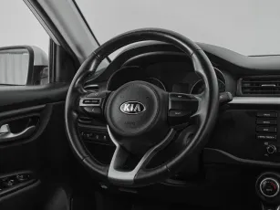 Kia  10