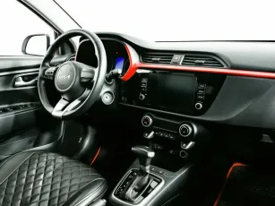 Kia  9
