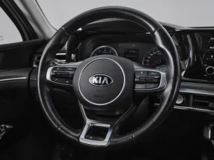 Kia  10