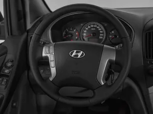 Hyundai  10