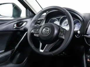 Mazda  12