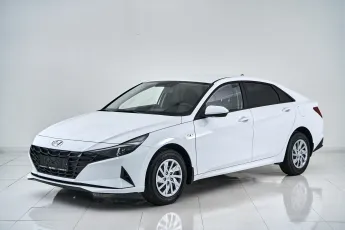 Hyundai Elantra,  VII (CN7)
