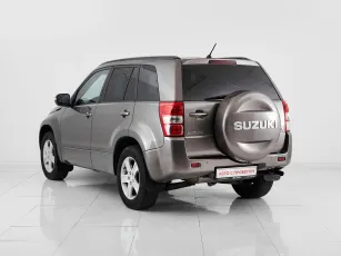 Suzuki  4