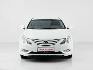 Hyundai  2
