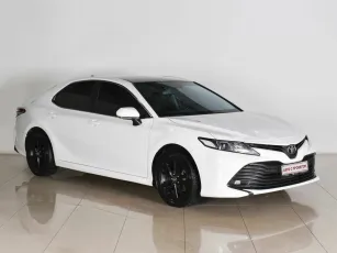 Toyota Camry,  VIII (XV70)