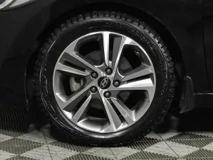 Hyundai  8