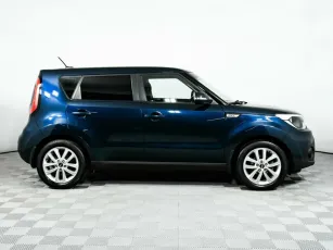 Kia  4