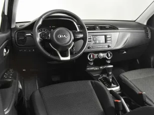 Kia  6
