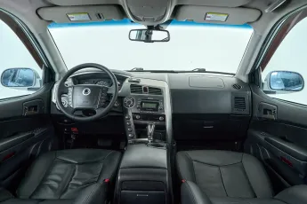 SsangYong  8
