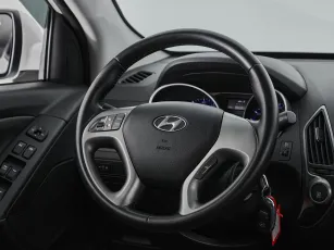 Hyundai  17