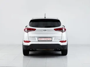 Hyundai  6
