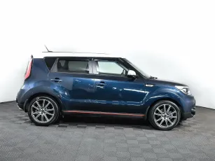 Kia  4