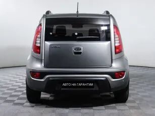 Kia  4