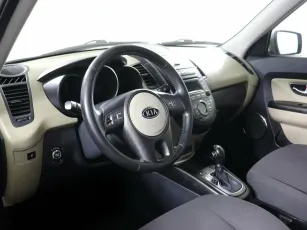 Kia  7