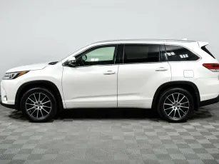 Toyota  3