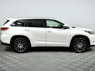 Toyota  4