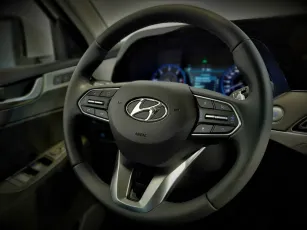 Hyundai  11