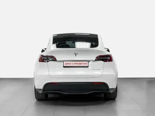 Tesla  4