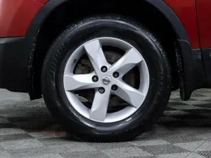 Nissan  7