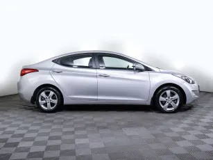Hyundai  4