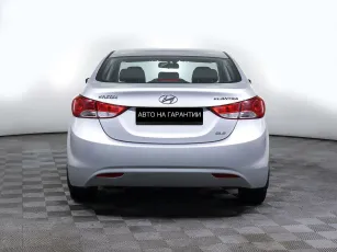Hyundai  6