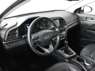 Hyundai  6