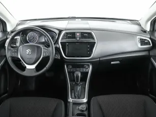 Suzuki  6