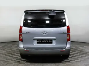 Hyundai  6