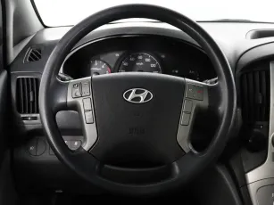 Hyundai  8